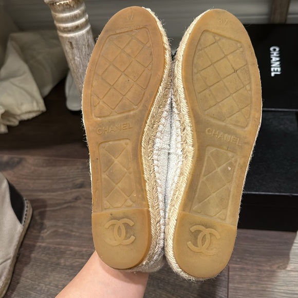 Chanel Espadrilles Sliver/Black Sz: 37 - Picture 6 of 10
